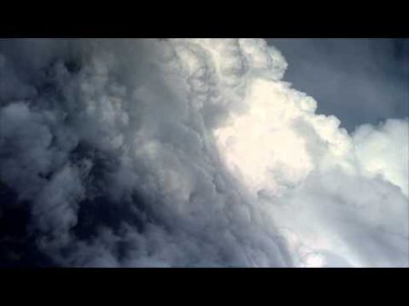 Видео обои - Полет в облаках