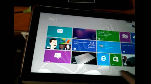 Видео работы обновленного стартового экрана Windows Blue