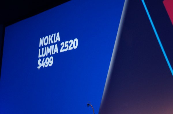 Планшет от Nokia на Windows 8.1 – Lumia 2520