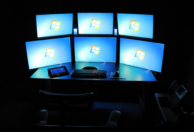 Microsoft пугает пользователей Windows 7